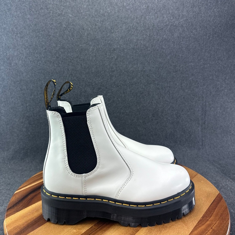 Dr Martens 2976 Quad Leather Platform Chelsea Boots White Women Sz 10